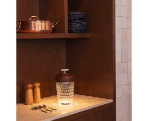 FOLIA
DARK WOODEN PORTABLE LAMP / Rechargeable lamp
